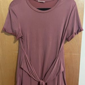 tie front mauve top